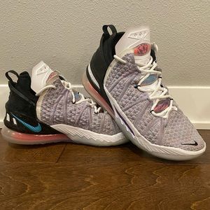 *SOLD EBAY* 🏀 Nike Lebron 18 Graffiti Blue Muti-Color (CQ9283-900) Size 8.5